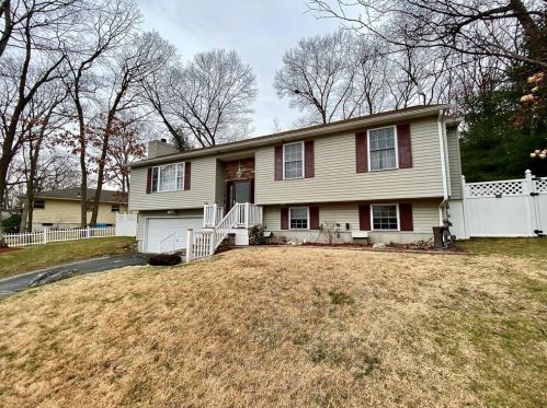 46 Sherwood Ave, North-Providence, RI 02911 exterior