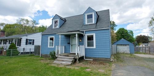 15 Oleander St, West Springfield, MA 01089 exterior