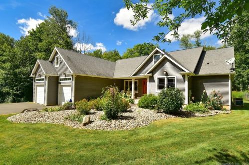 576 Swamp Rd, Coventry, CT 06238 exterior