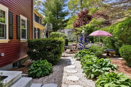 66 Yardarm Dr, Mashpee, MA 02649 exterior