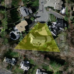 32 Laurus Ln, Newton, MA 02459 aerial view