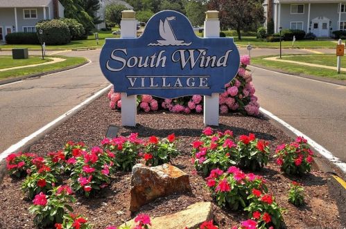 20 Southwind Ln, Milford, CT 06460 exterior