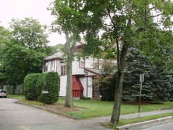 400 Cherry St, Newton, MA 02465 exterior