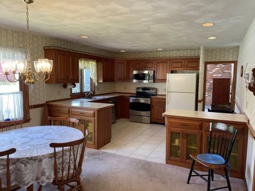 18 Venetian Way, Yarmouth, MA 02664 exterior