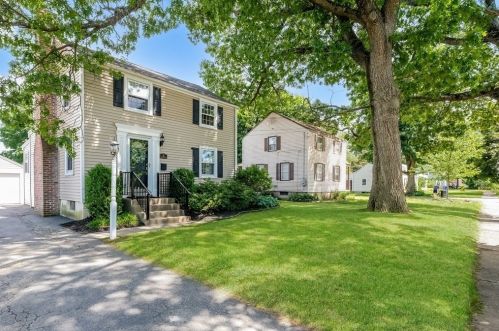 53 Pennsylvania Ave, Springfield, MA 01118 exterior