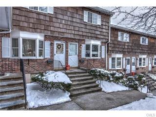 225 Edgemoor Rd, Bridgeport, CT 06606 exterior