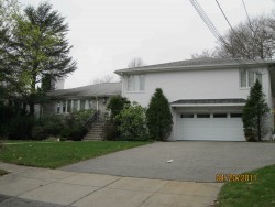 236 Baldpate Hill Rd, Newton, MA 02459 exterior