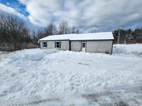 7 Atherton Way, Sedgwick, ME 04676 exterior