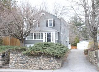 284 West Ave, Tokeneke, CT 06820 exterior