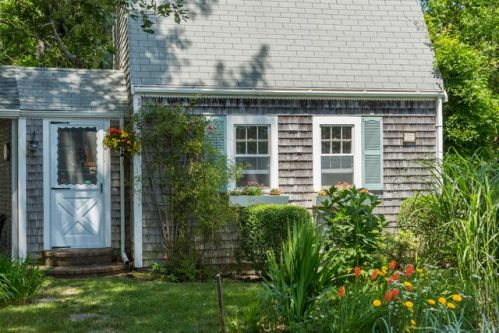 85 Sweetbriar Ln, Chatham, MA 02633 exterior