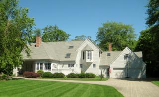 1 Sea Meadows Ln, Waterford, CT 06385 exterior