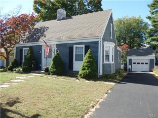 66 Lindsley Pl, Stratford, CT 06615 exterior