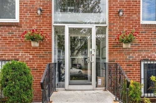 2089 Dorchester Ave, Roxbury-Xing, MA 02124 exterior