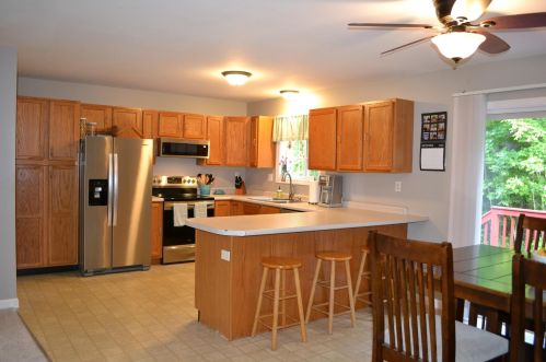 303 Places Mill Rd, Alton, NH 03810 exterior