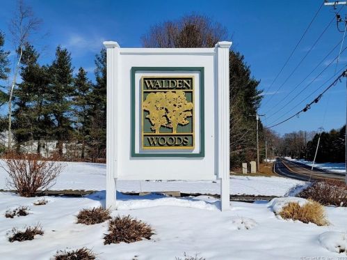 9 Haskins Rd, Windsor, CT 06095 exterior