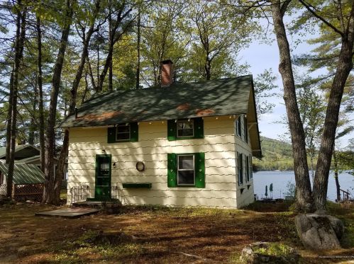 15 Kendal Ham Dr, Bridgton, ME 04009 exterior
