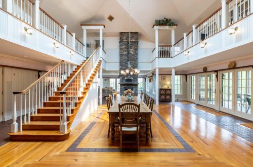 4 Garrett Way, Edgartown, MA 02539 exterior