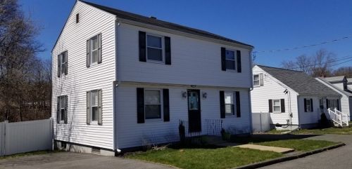 27 Bowditch St, Peabody, MA 01960 exterior