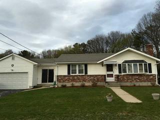 172 Cranston St, Woonsocket, RI 02895 exterior