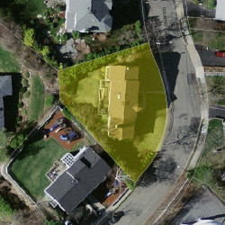 318 Country Club Rd, Newton, MA 02459 aerial view