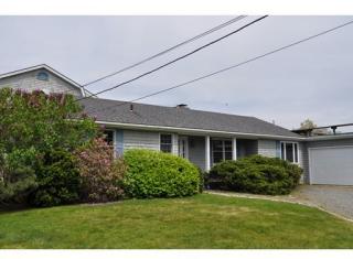 3 Old Penzance Rd, Rockport, MA 01966 exterior