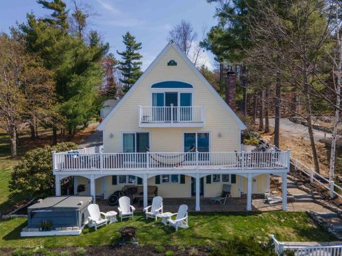 38 Varney Point Road Left, Gilford, NH 03249 exterior