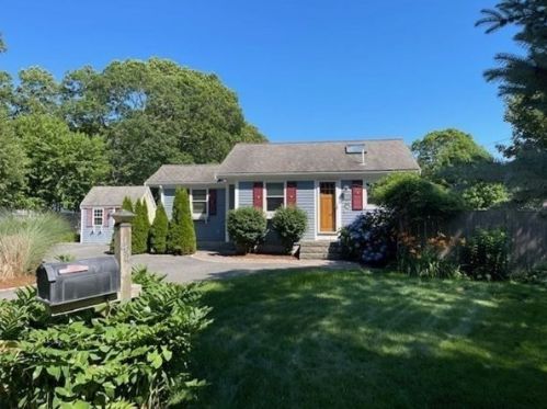 44 Circuit Rd, Yarmouth, MA 02673 exterior