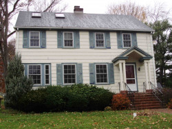 17 Calvin Rd, Newton, MA 02460 exterior