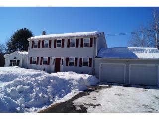 2 Nancy Ave, Pelham, NH 03076 exterior