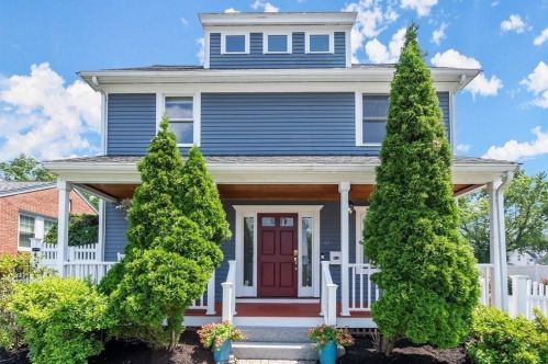 42 Rustic St, Newton, MA 02458 exterior