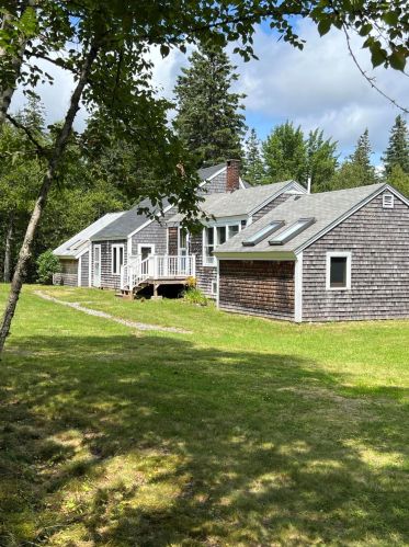 852 Leighton Point Rd, Pembroke, ME 04666 exterior