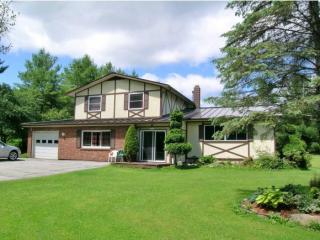 1086 Stone Rd, Williamstown, VT 05679 exterior