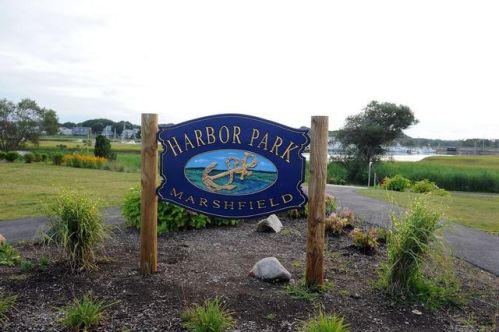 177 Plymouth Ave, Marshfield, MA 02050 exterior