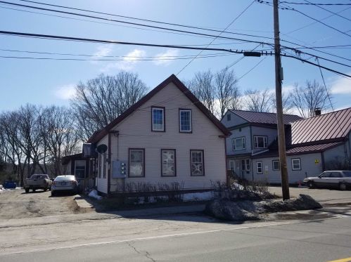 220 Main St, Unity, NH 03773 exterior