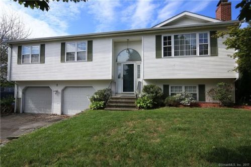 7 Sobin Dr, Ansonia, CT 06401 exterior