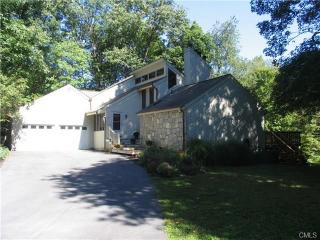 12 Katrina Cir, Bethel, CT 06801 exterior