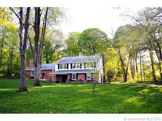 520 Squire Hill Rd, Cheshire, CT 06410 exterior