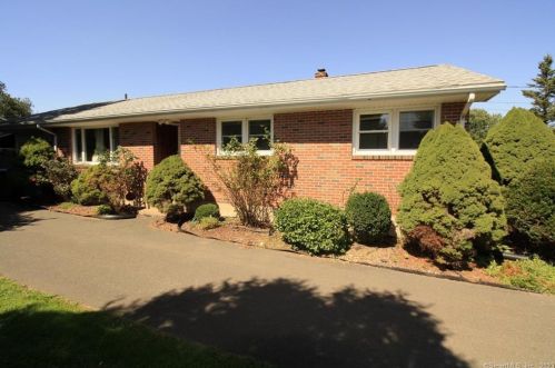 51 Birge Ave, Windsor-Locks, CT 06096 exterior