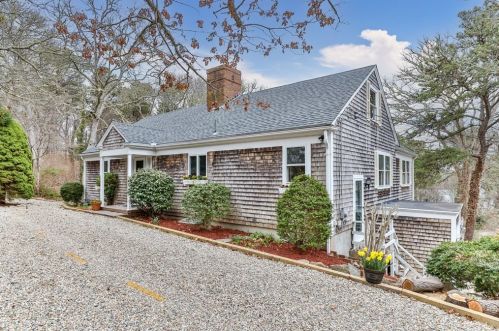 67 Stillwater Rd, Chatham, MA 02633 exterior