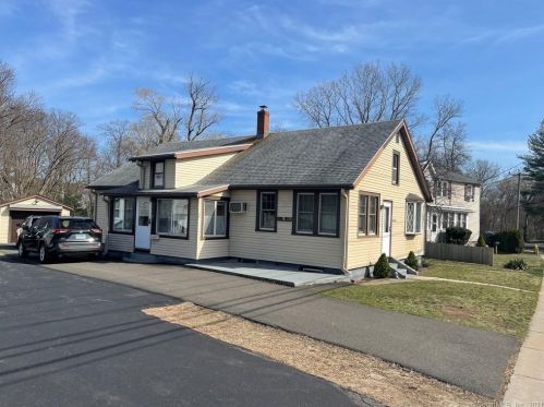 58 Shuttlemeadow Rd, Plainville, CT 06062 exterior