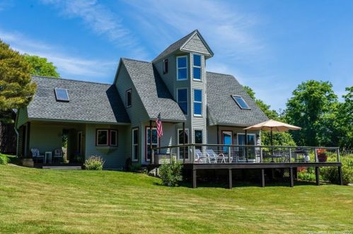 76 Macdonald Ct, Groton, CT 06340 exterior