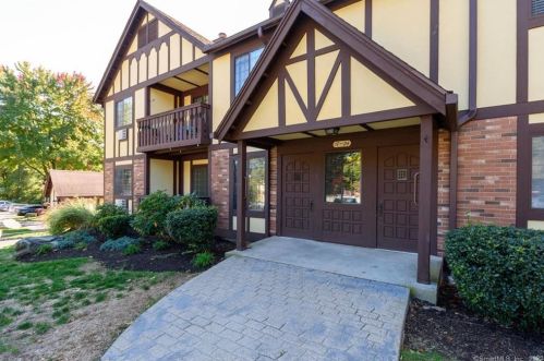 17 Teresa Pl, Bridgeport, CT 06606 exterior