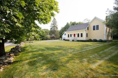 547 Haley Rd, Kittery, ME 03904 exterior