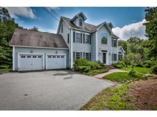 18 Excalibur Dr, Sandown, NH 03873 exterior