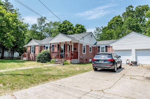 35 Halsey Dr, Warwick, RI 02889 exterior