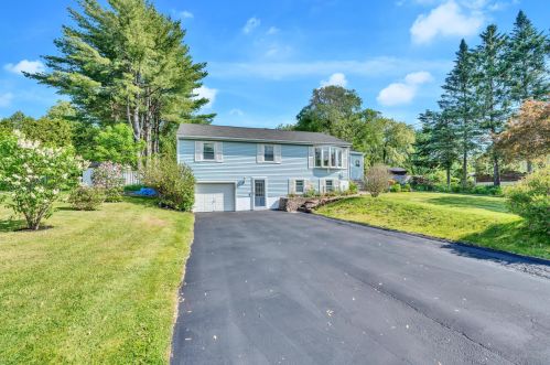 12 Turcotte Rd, Sabattus, ME 04280 exterior