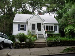 33 Wallace St, Newton, MA 02461 exterior