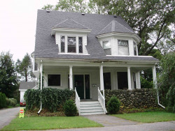 346 Auburndale Ave, Newton, MA 02466 exterior