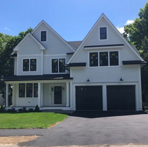 1033 Greendale Ave, Needham, MA 02492 exterior