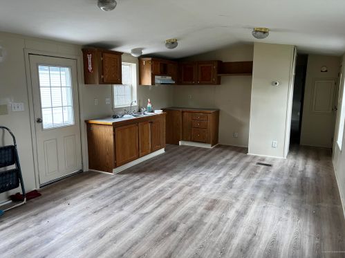 9 Village Green Rd, Waterville, ME 04903 exterior